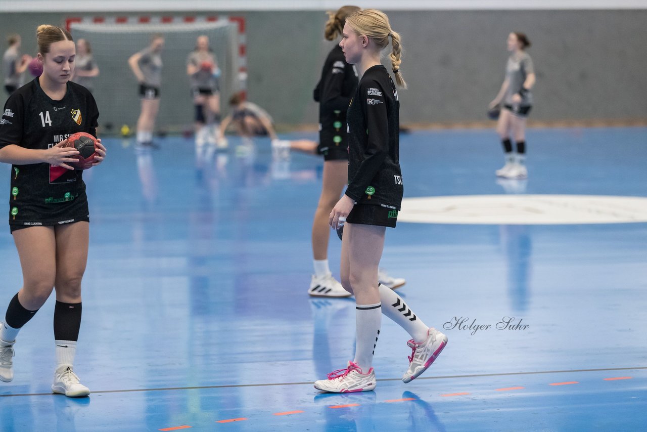 Bild 68 - wBJ TSV Ellerbek - TSV Uetersen : Ergebnis: 15:10